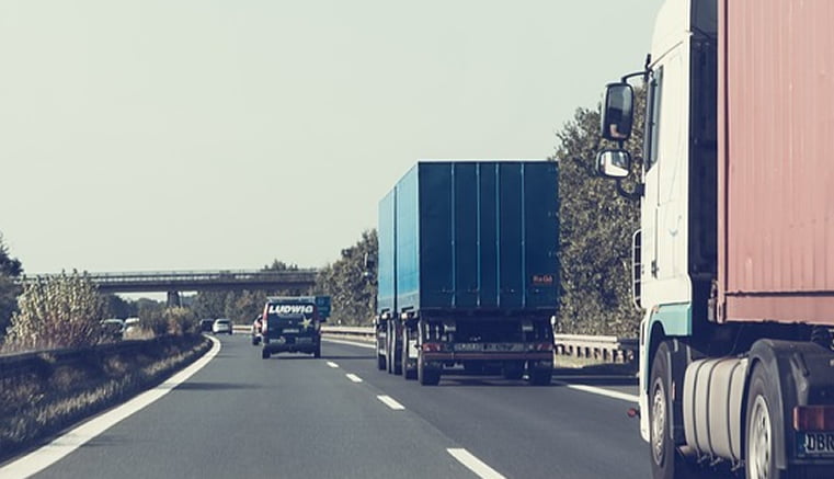 el descuento de peajes regula paso de camiones