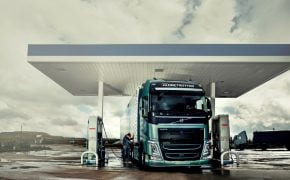 Guerra del precio del gasoil que arruina a miles de camioneros