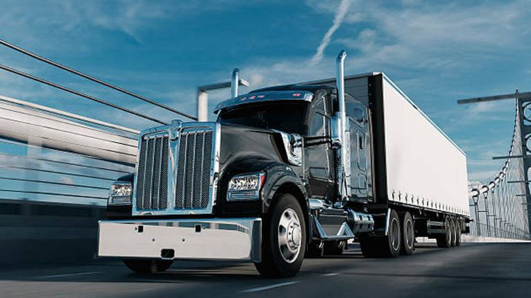 El seguro de camión cubre el cristal